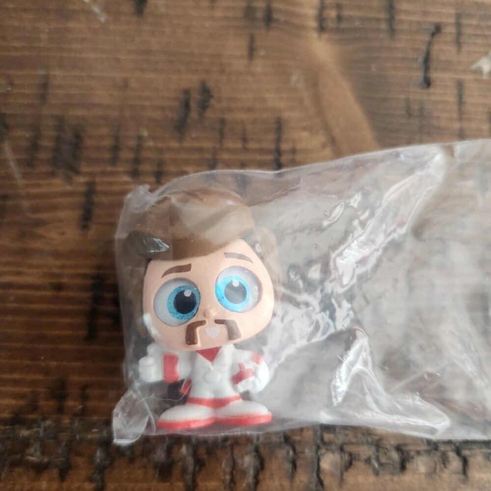 Disney Doorables Series 5 Ultra Rare "Duke Caboom" from Toy Story - Picture 9 of 10